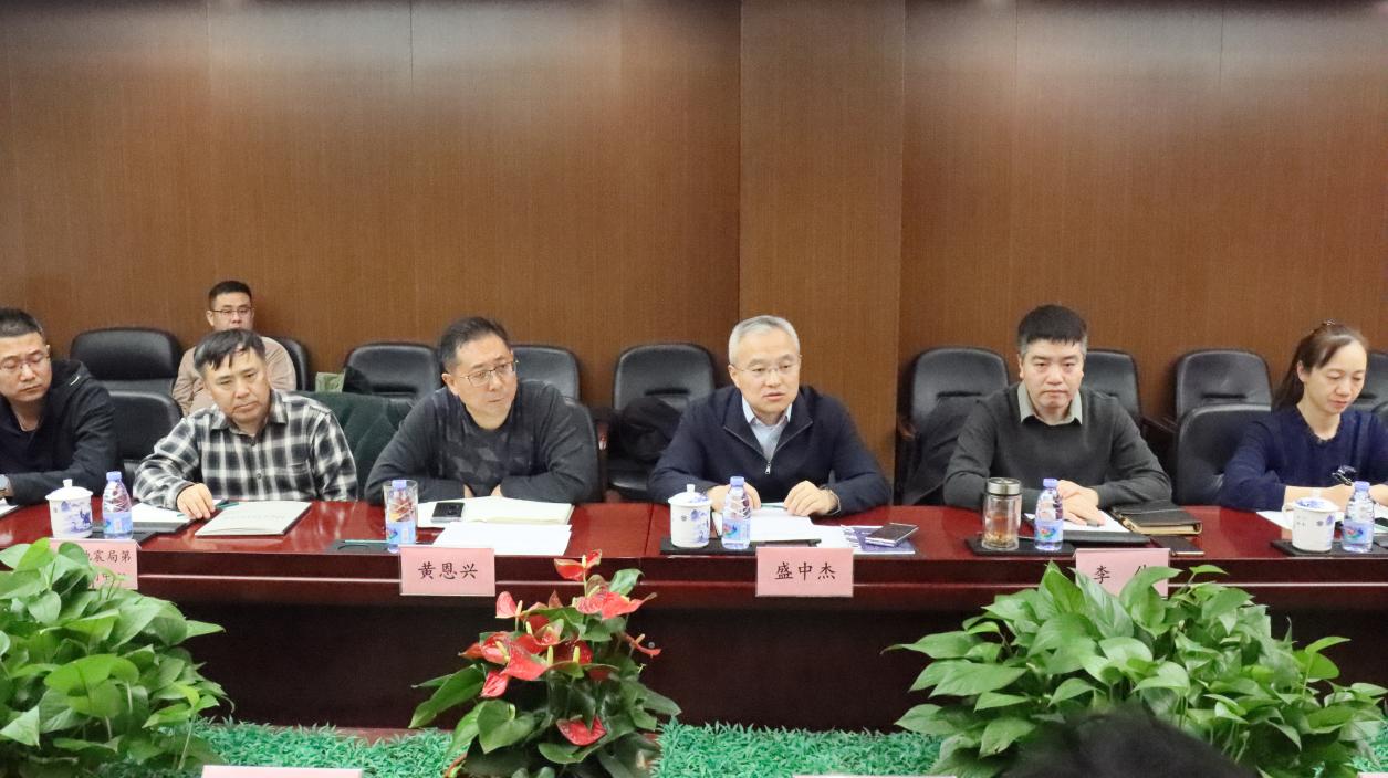 d0381439-e7c6-453b-818f-9d803e37aebd