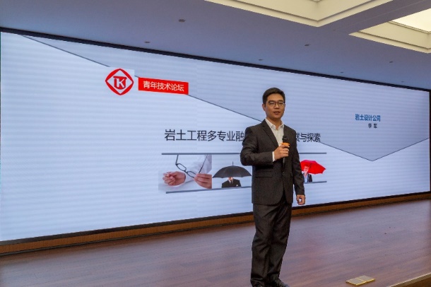 c066f5dc-e3b3-435b-a6c5-2f1a311602f7